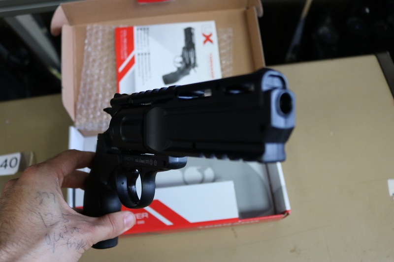 Umarex Tornado Revolver 4.5 mm Air Pistols