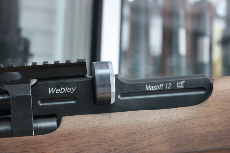 Webley / Webley & Scott mastiff   Air Rifles