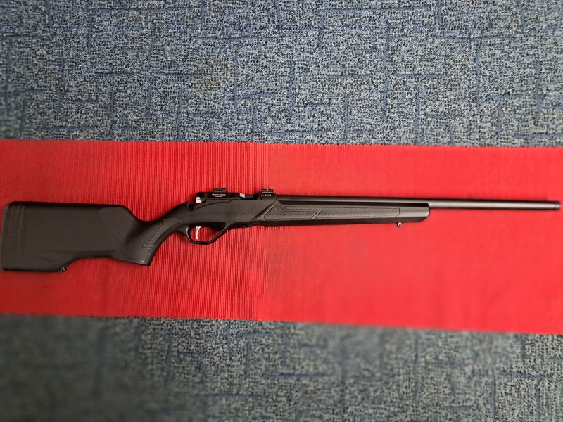 LITHGOW LA101 Bolt Action .22  Rifles