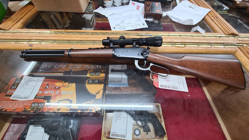 Winchester 94AE Lever action .357  Rifles
