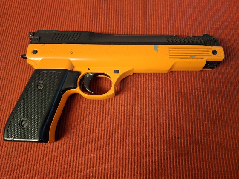 WEBLEY NEMIESIS ORANGE .22  Air Pistols