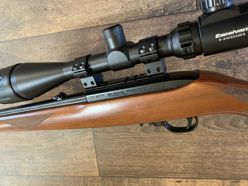 Ruger 1022 deluxe  Semi-Auto .22  Rifles