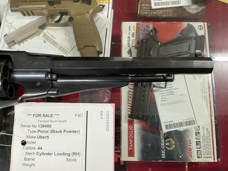 Uberti Revolver .44 Black powder Revolver