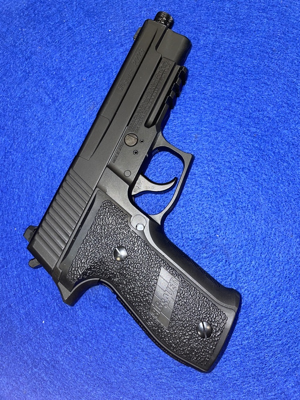 Sig Sauer P226 .177  Air Pistols