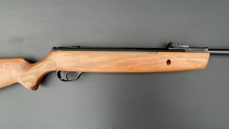 Hatsan Arms 900X Breaker Wood .22  Air Rifles