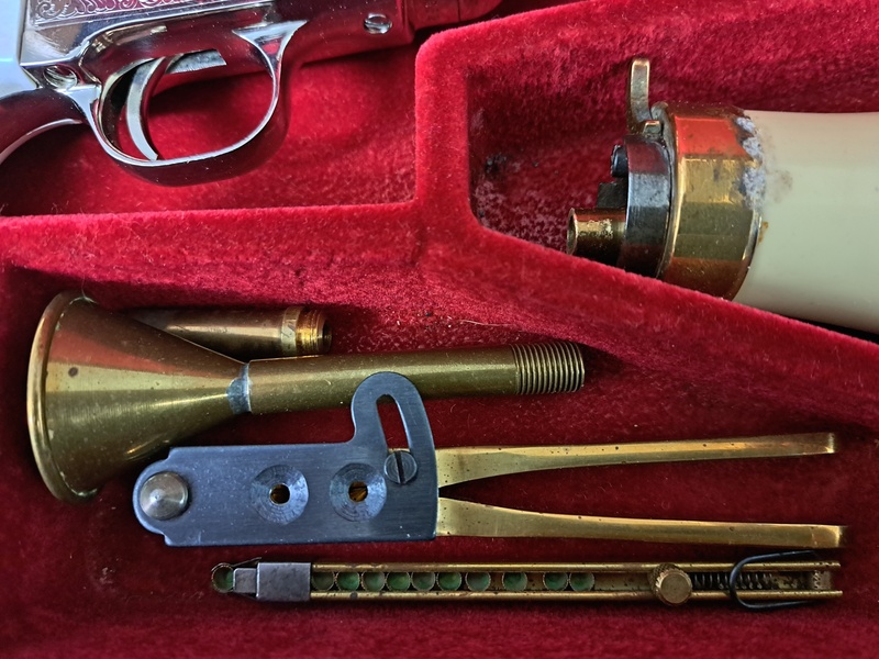 Pietta COLT 1851 SPECIAL EDITION MUZZLE LOADING REVOLVER  .44  Muzzleloader