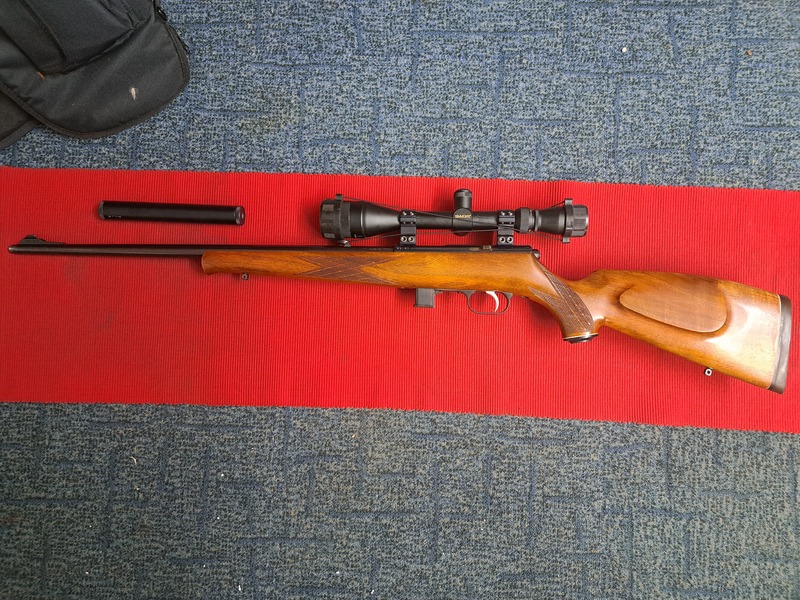 Weihrauch HW60 J Bolt Action .22  Rifles