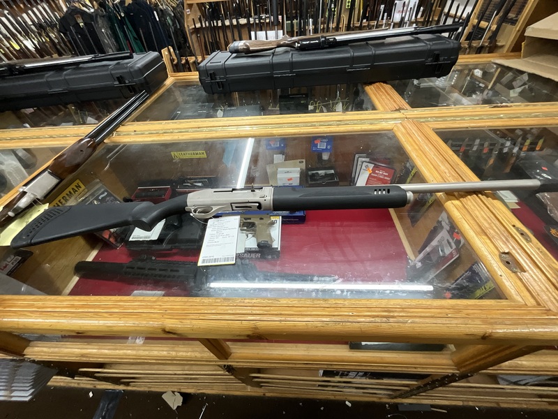 Hatsan Arms Escort marine 12 Bore/gauge  Semi-Auto