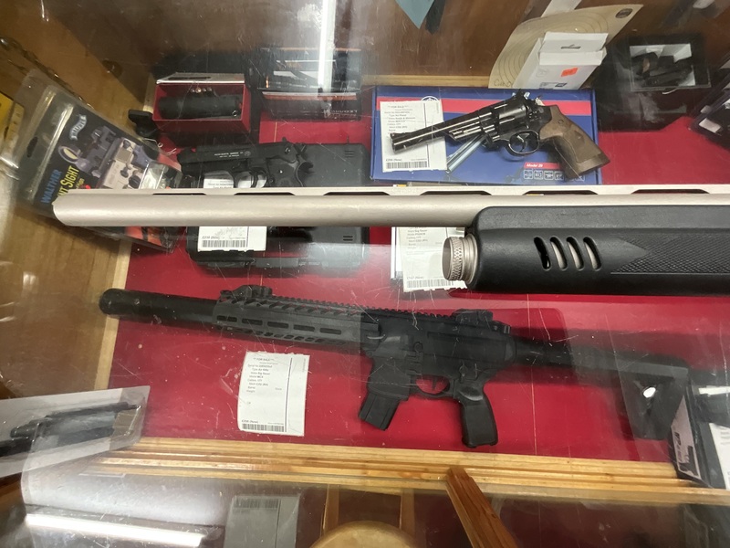 Hatsan Arms Escort marine 12 Bore/gauge Semi-Auto