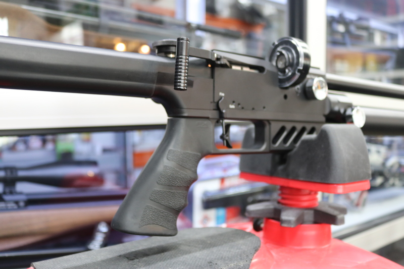 FX DREAMLINE LIGHT .22 Air Rifles