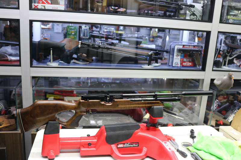 Weihrauch hw100 .177  Air Rifles