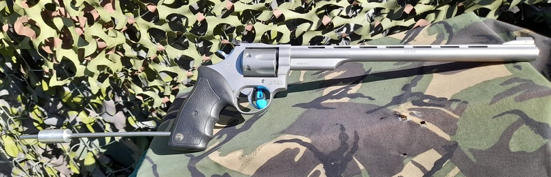 Taurus Long barrel revolver  .22 Long Barrel Pistol