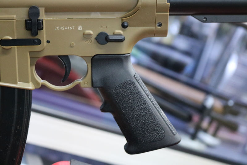 Crosman R1 SEMI AUTO .455 BB Guns