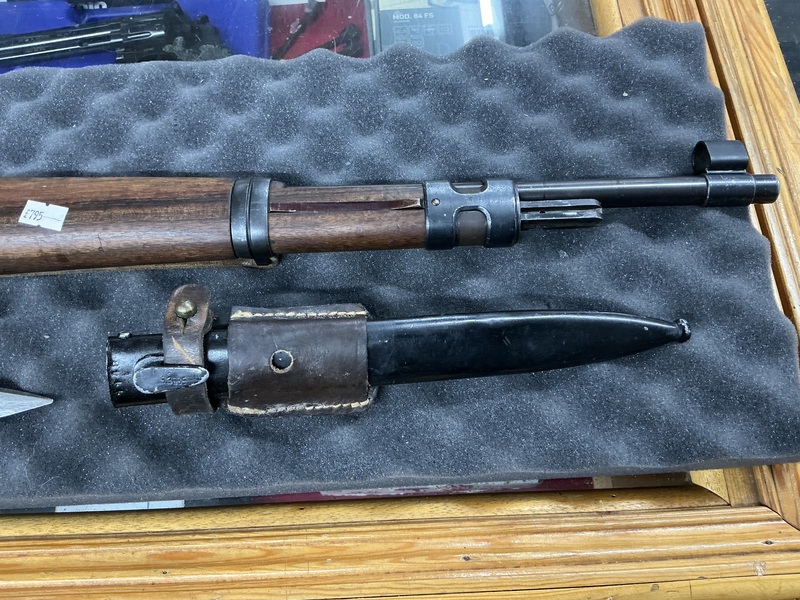 BRNO K98K CARBINE Bolt Action 8 mm 8x57mm Rifles