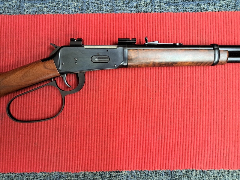 Winchester 94AE CARBINE Lever action  30-30 Rifles