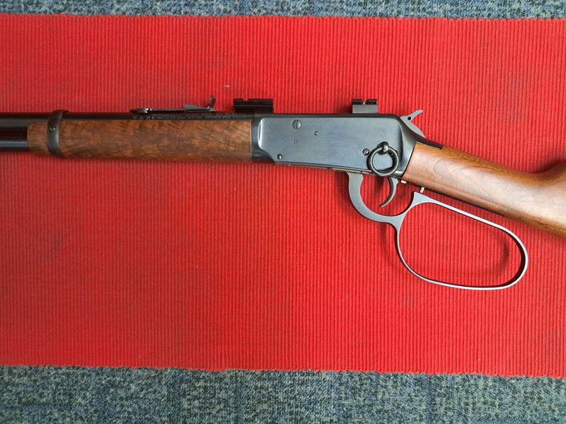 Winchester 94AE CARBINE Lever action  30-30 Rifles