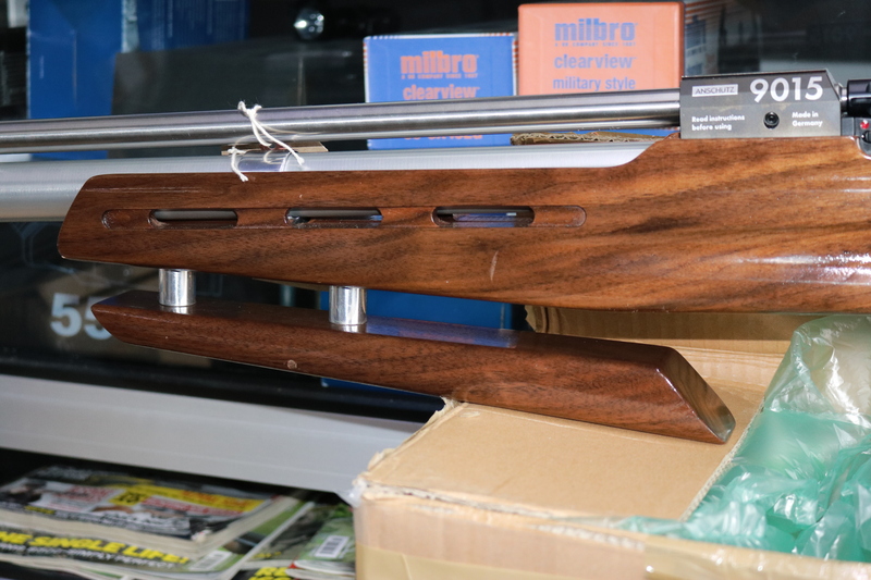 WARREN EDWARDS 9015 Air Rifles
