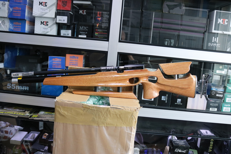 WARREN EDWARDS 9015 Air Rifles